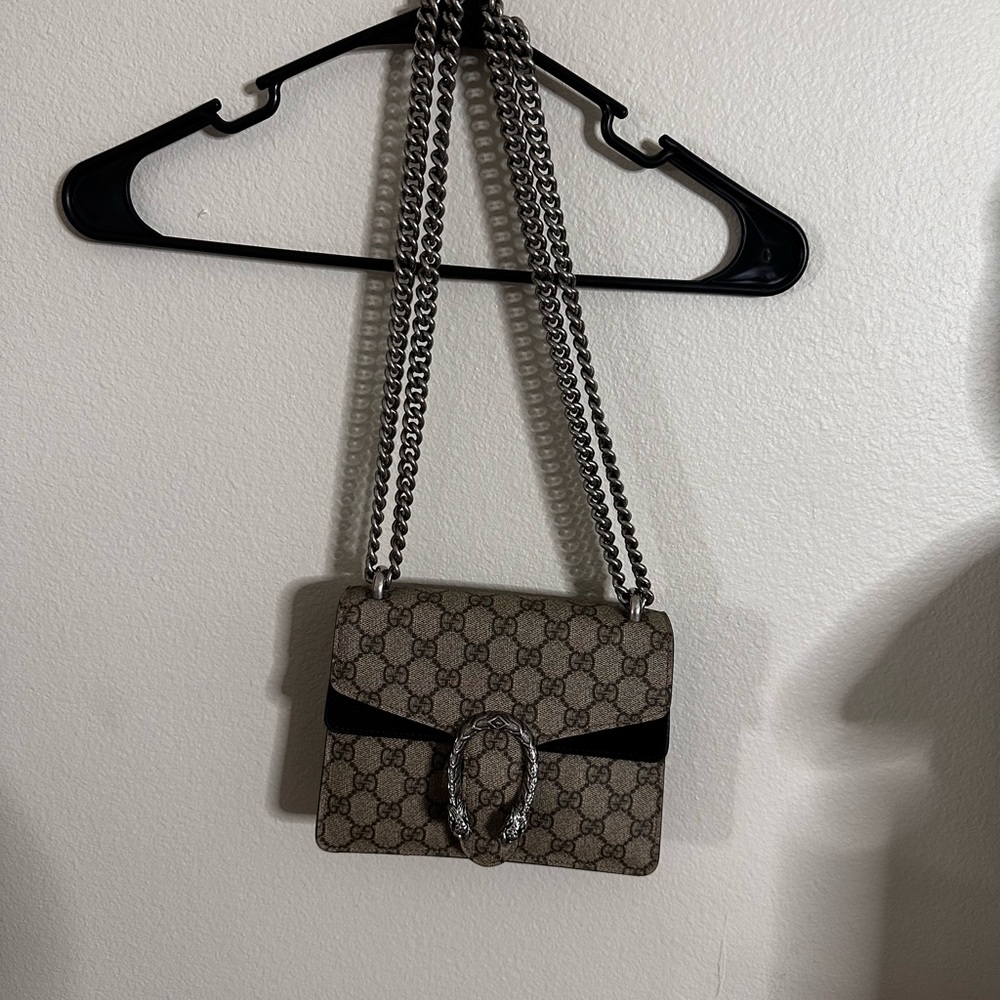 Gucci shoulder bag